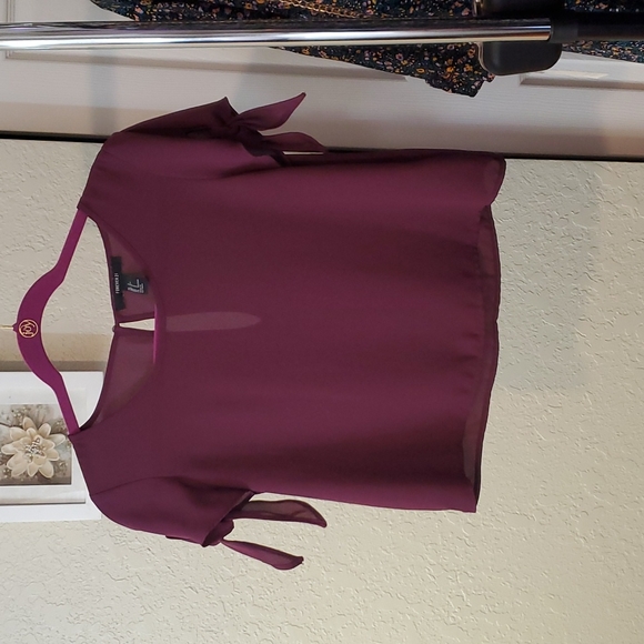 Forever 21, Size S,  Maroon - Picture 1 of 3